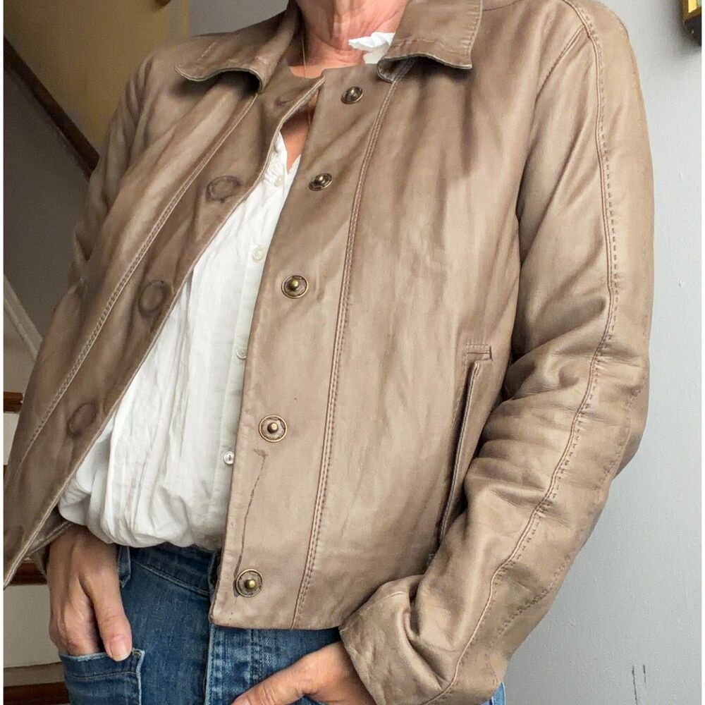 Elie Tahari Mushroom Taupe Leather Cropped Jacket Snap Front